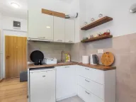 Rent, studio apartment, 25m², Bečići, Budva - image 8