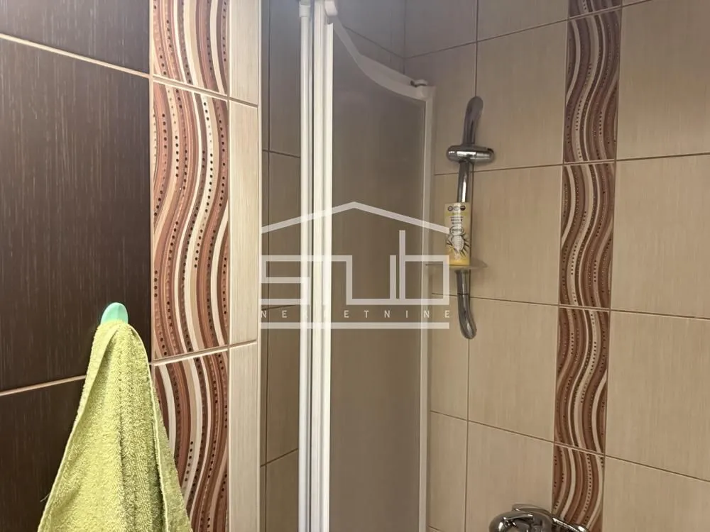 Prodaja, četvorosoban stan, 103m², Čukarica, Beograd
