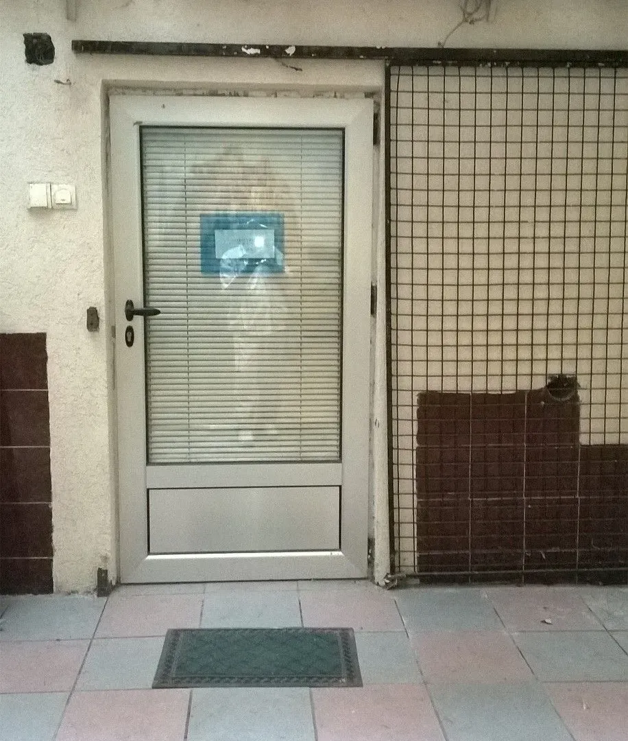 Izdavanje, trosoban stan, 30m², Stari Grad, Beograd
