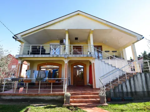  House for Sale, 260m2, Blok 9, Podgorica