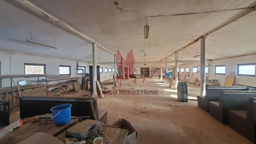 Sale, office space, 381m², Mladenovac, Beograd