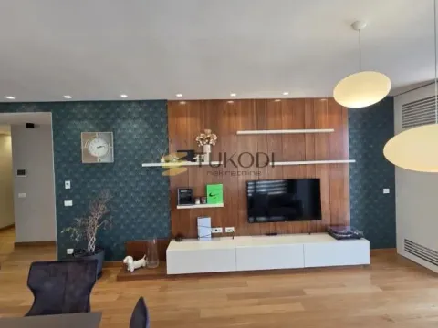 Sale, four bedroom apartment, 138m², Savski Venac, Beograd - image 5