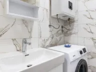 Izdavanje, garsonjera, 22m², Bečići, Budva - image 5