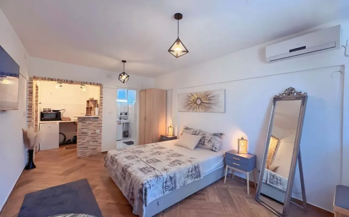 Izdavanje, garsonjera, 30m², Zeleni Pojas, Bar