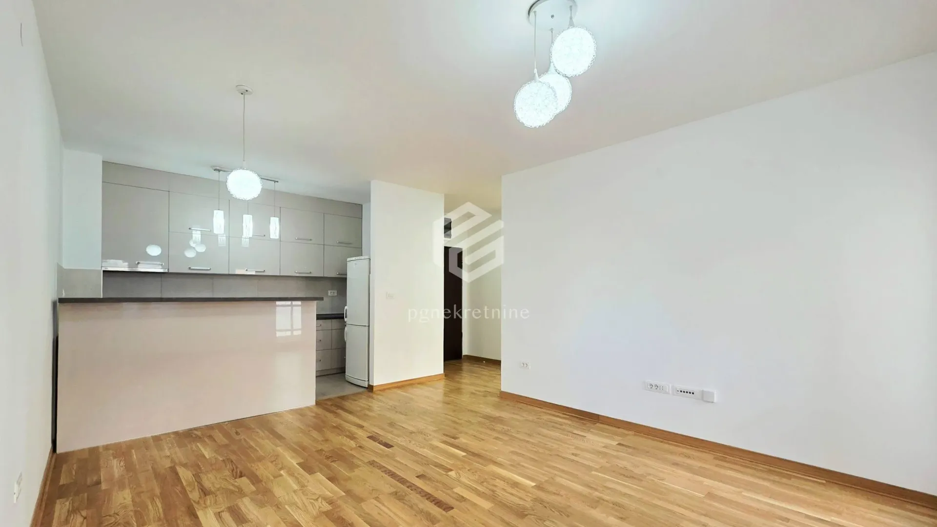 Rent, two bedroom apartment, 64m², City Kej, Podgorica