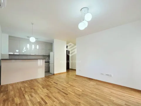 Rent, two bedroom apartment, 64m², City Kej, Podgorica - image 2
