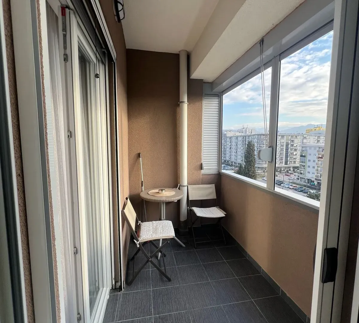 Rent, one bedroom apartment, 42m², Pobrežje, Podgorica