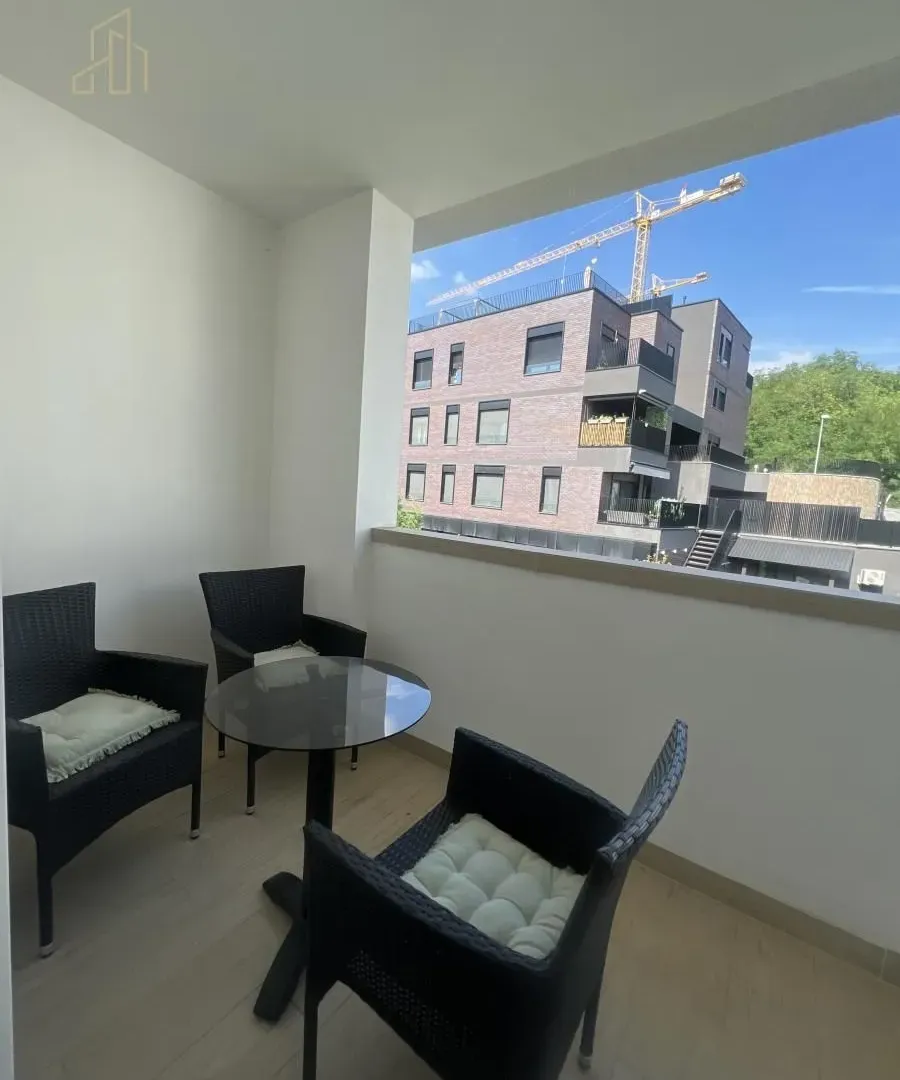 Sale, four bedroom apartment, 180m², Savski Venac, Beograd