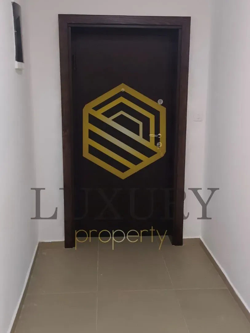Izdavanje, poslovni prostor, 66m², Preko Morače, Podgorica
