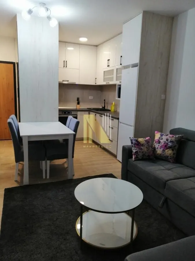 Izdavanje, dvosoban stan, 43m², Telep, Novi Sad Sve Podlokacije