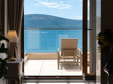 Sale, two bedroom apartment, 67m², Opatovo, Tivat - image 9