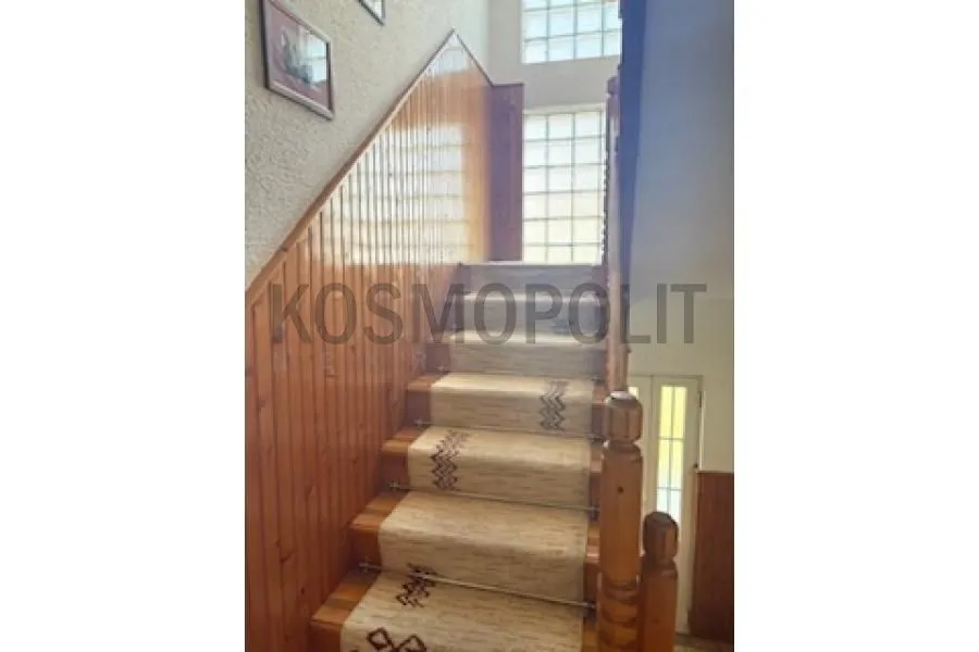 Prodaja, kuća, 300m², Višnjica, Palilula Sve Podlokacije