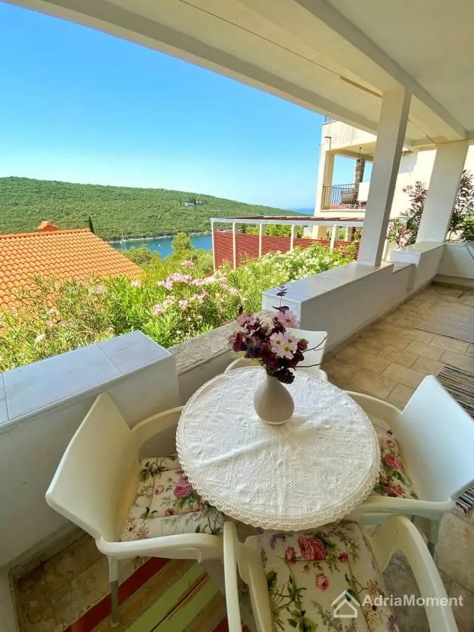 Prodaja, dvosoban stan, 75m², Bigova, Kotor