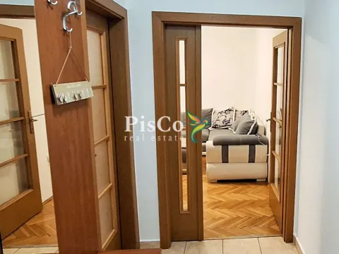 Izdavanje, dvosoban stan, 70m², Blok 9, Podgorica - image 6