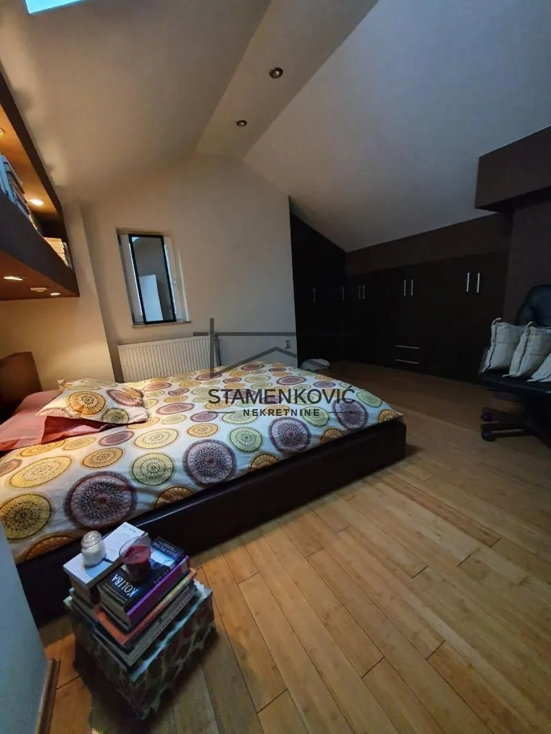 Prodaja, trosoban stan, 113m², Nova Detelinara, Novi Sad Sve Podlokacije