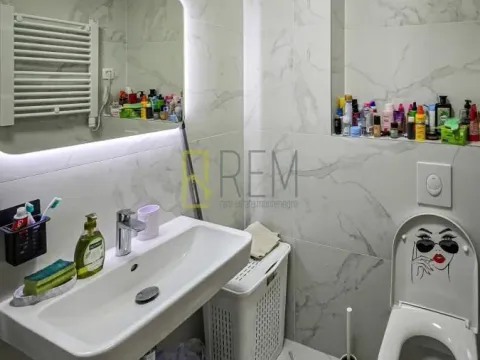 Prodaja, jednosoban stan, 41m², Tološi, Podgorica - image 13