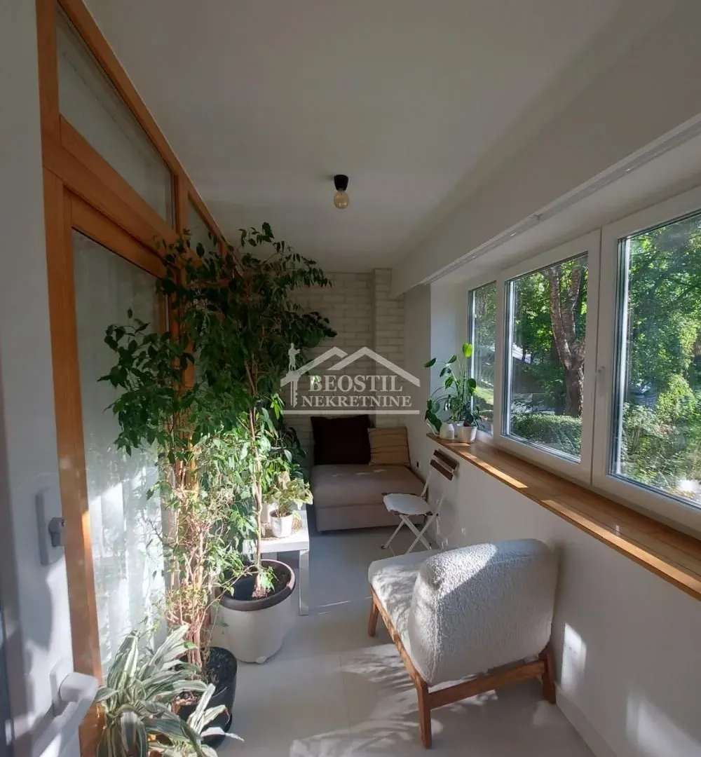 Sale, three bedroom apartment, 74m², Višnjička Banja, Palilula Sve Podlokacije