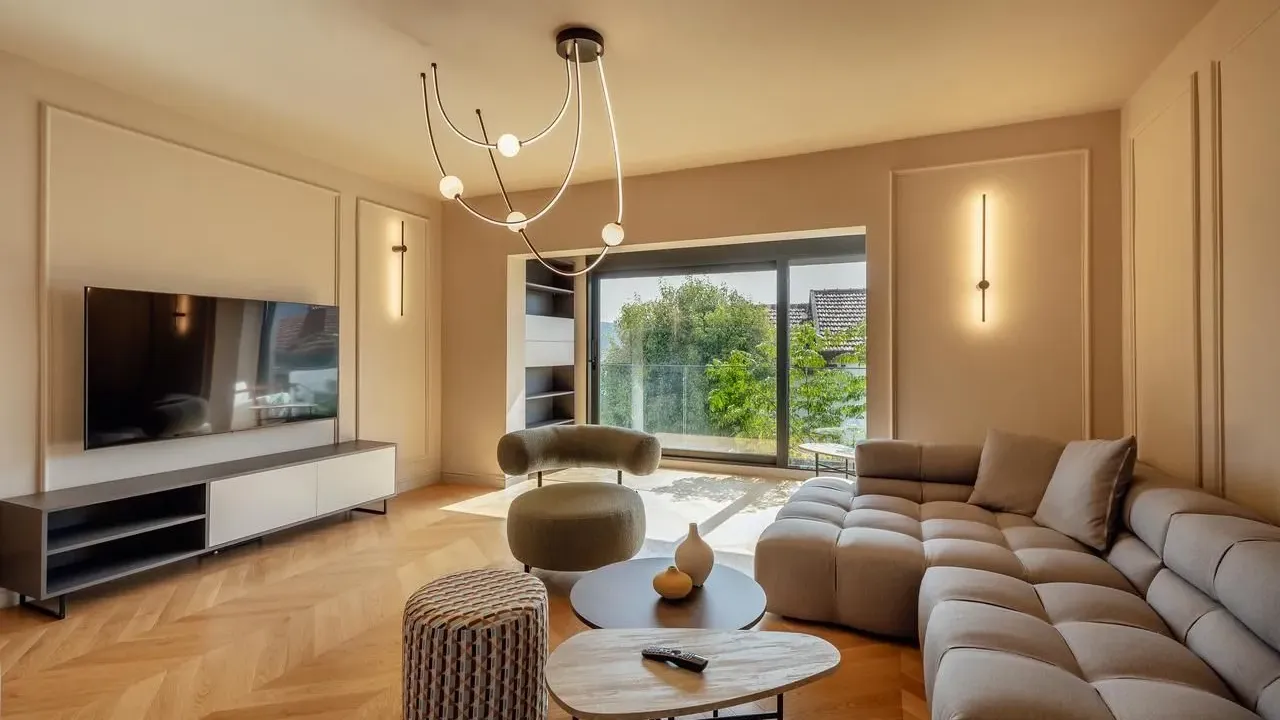 Sale, two bedroom apartment, 180m², Herceg Novi, Crna Gora
