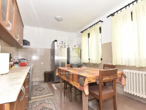 Rent, house, 340m², Masline, Podgorica - image 6