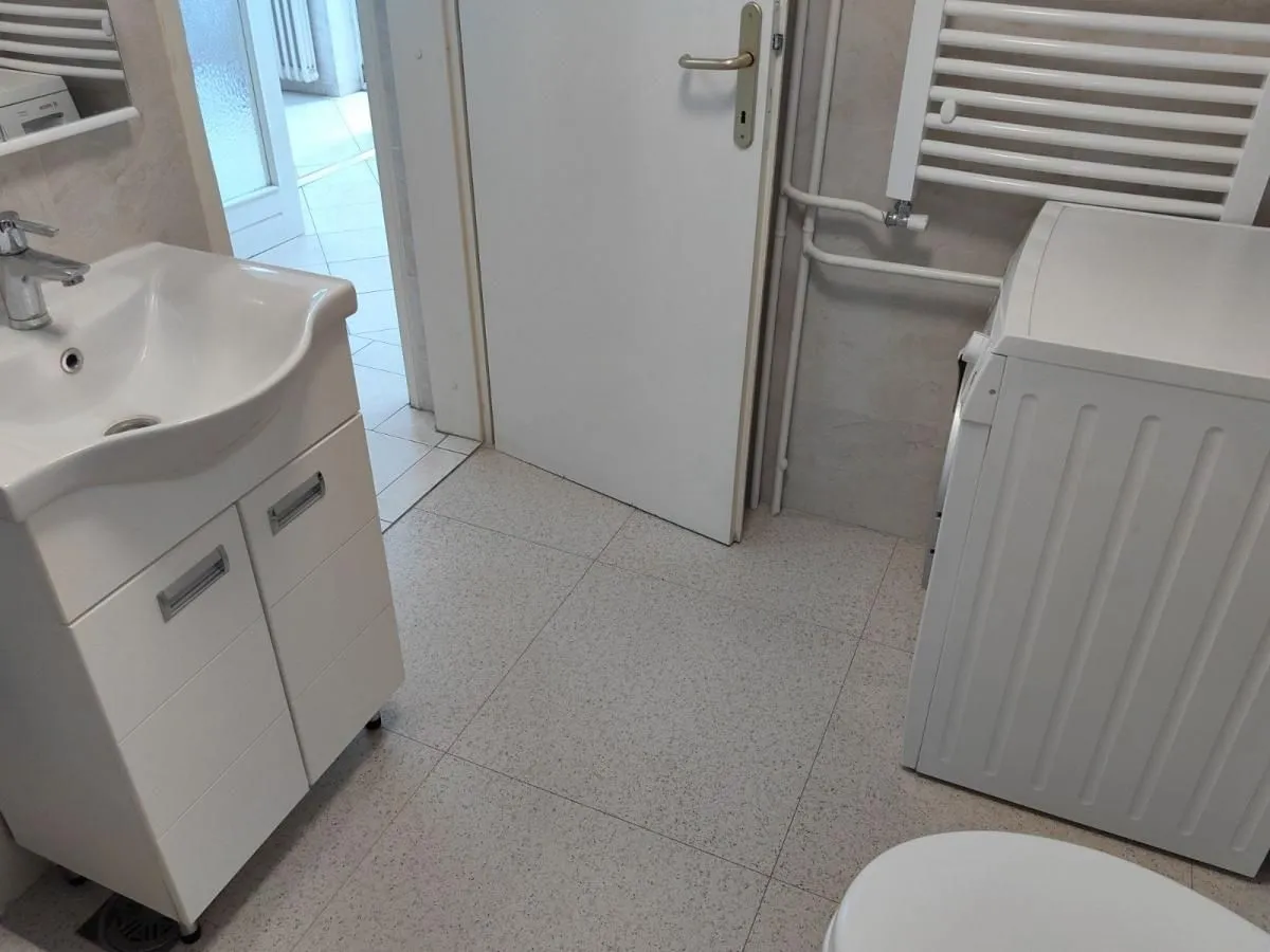 Prodaja, jednosoban stan, 37m², Podbara, Novi Sad Sve Podlokacije