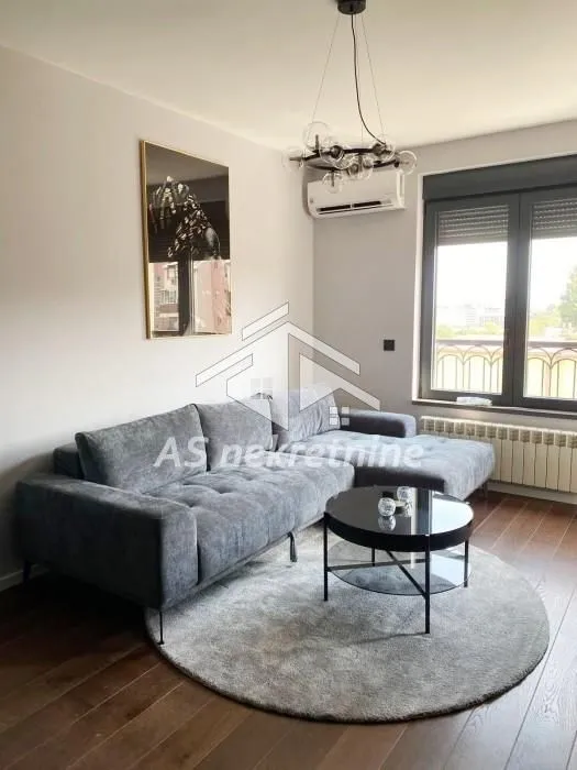 Izdavanje, dvosoban stan, 52m², Cvijićeva, Palilula Sve Podlokacije