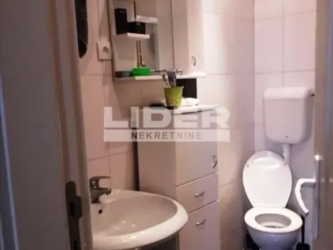 Sale, three bedroom apartment, 133m², Uciteljsko Naselje, Zvezdara Sve Podlokacije - image 6