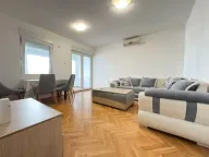 Rent, two bedroom apartment, 70m², Tološi, Podgorica - image 12