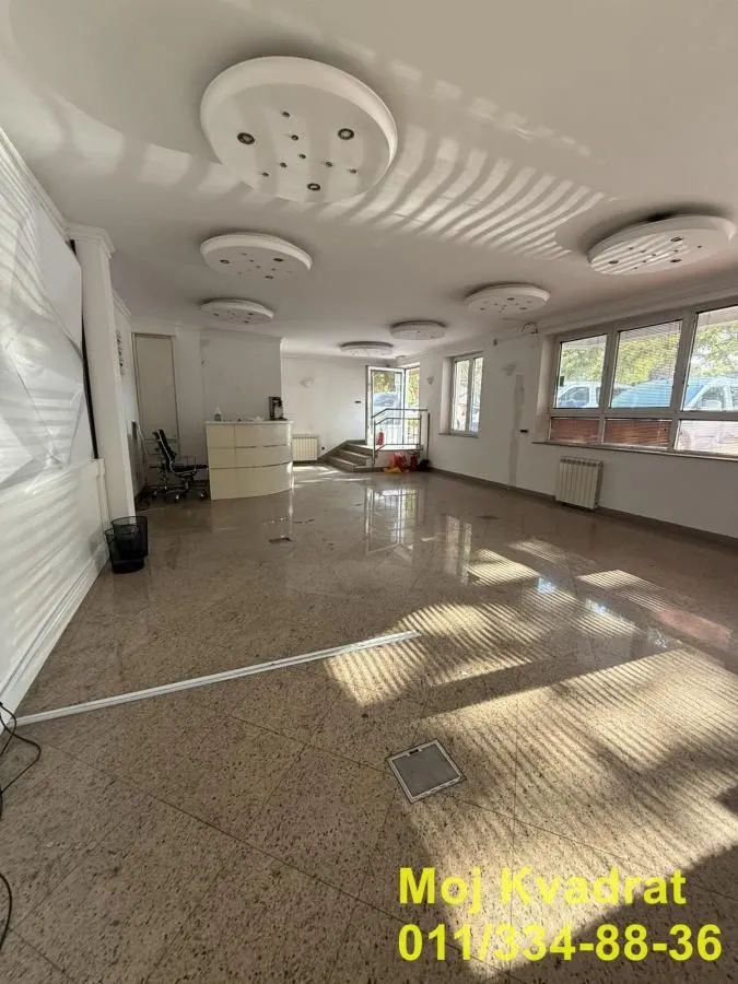 Rent, office space, 103m², Voždovac Sve Podlokacije, Beograd
