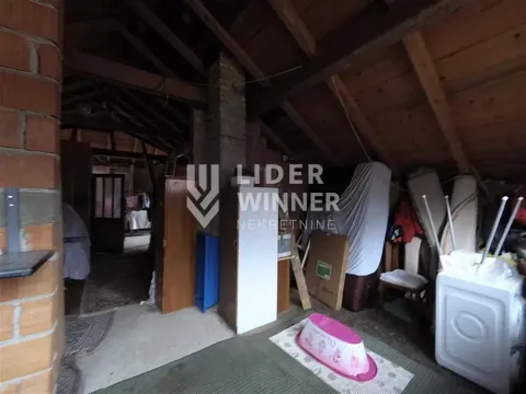 Prodaja, kuća, 214m², Zvezdarska Šuma, Zvezdara Sve Podlokacije - image 12