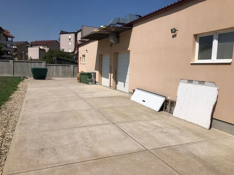 Rent, office space, 400m², Altina, Beograd