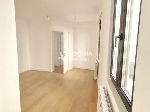 Prodaja, četvorosoban stan, 127m², Zemun Centar, Zemun Sve Podlokacije - image 5