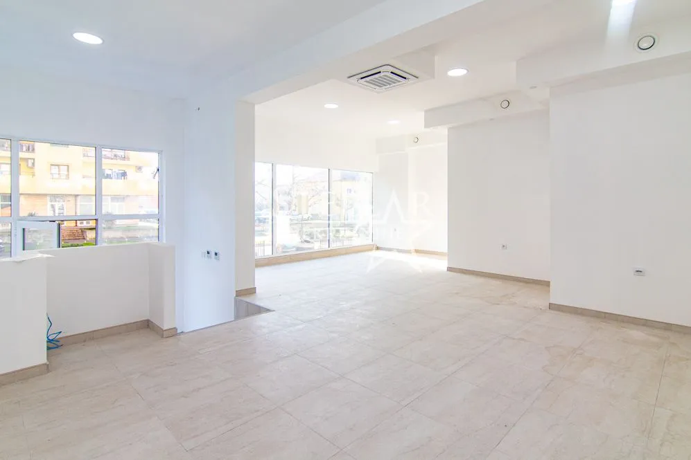 Izdavanje, poslovni prostor, 113m², Stari Aerodrom, Podgorica