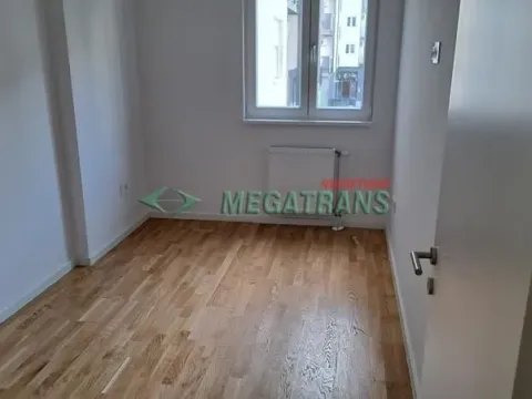 Prodaja, dvosoban stan, 37m², Bulevar Evrope, Novi Sad Sve Podlokacije - image 3