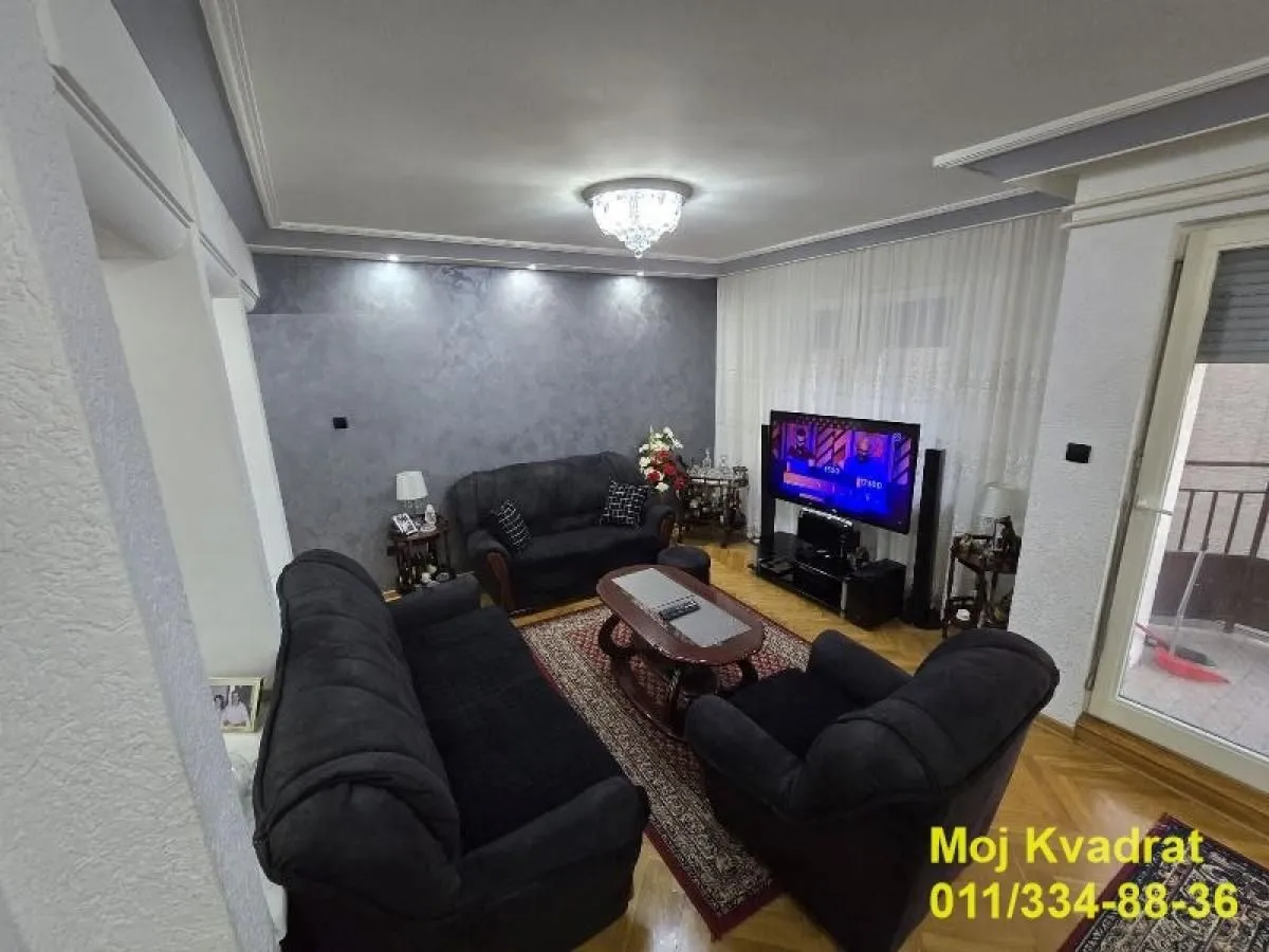 Sale, three bedroom apartment, 93m², Bogoslovija, Palilula Sve Podlokacije