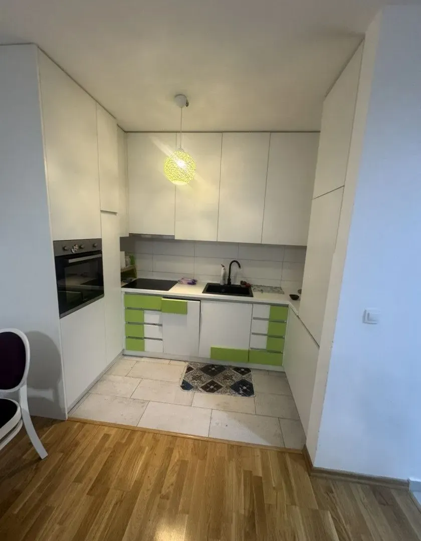 Izdavanje, dvosoban stan, 70m², Tuški Put, Podgorica