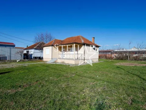 Izdavanje, kuća, 80m², Gornja Gorica, Podgorica - image 2