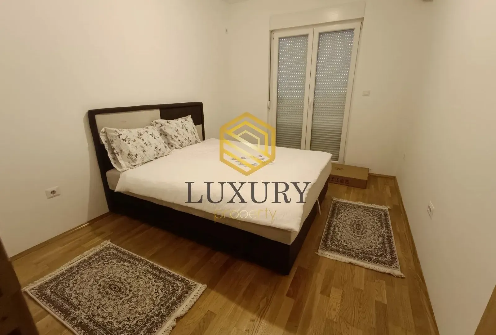 Izdavanje, jednosoban stan, 50m², Stari Aerodrom, Podgorica