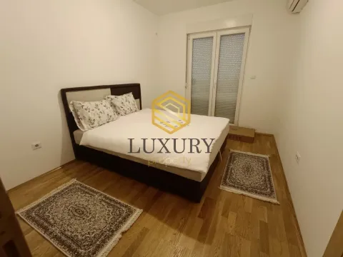 Rent, one bedroom apartment, 50m², Stari Aerodrom, Podgorica - image 7