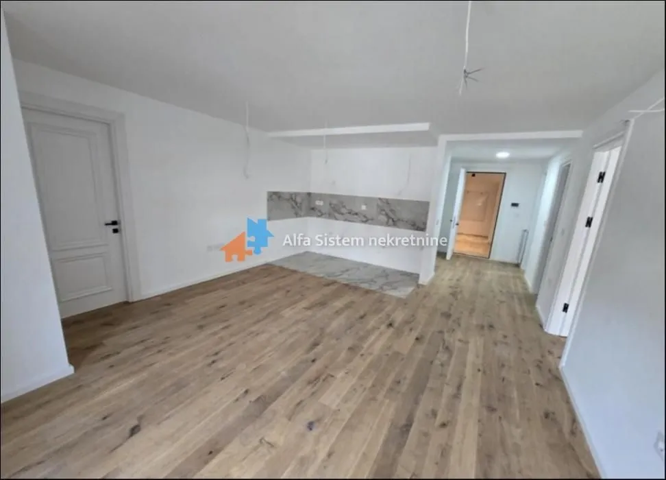Rent, three bedroom apartment, 81m², Vračar Hram, Vračar Sve Podlokacije