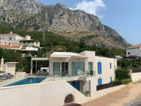 Rent, house, 178m², Blizikuće, Budva - image 4