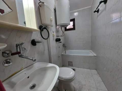 Rent, one bedroom apartment, 54m², Malo Brdo, Podgorica - image 7