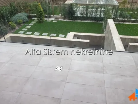 Izdavanje, dvosoban stan, 104m², Vračar Centar, Vračar Sve Podlokacije - image 15