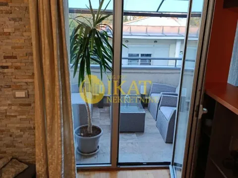 Izdavanje, trosoban stan, 68m², Čukarica, Beograd - image 10