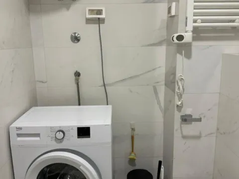 Izdavanje, jednosoban stan, 51m², Central Point, Podgorica - image 10