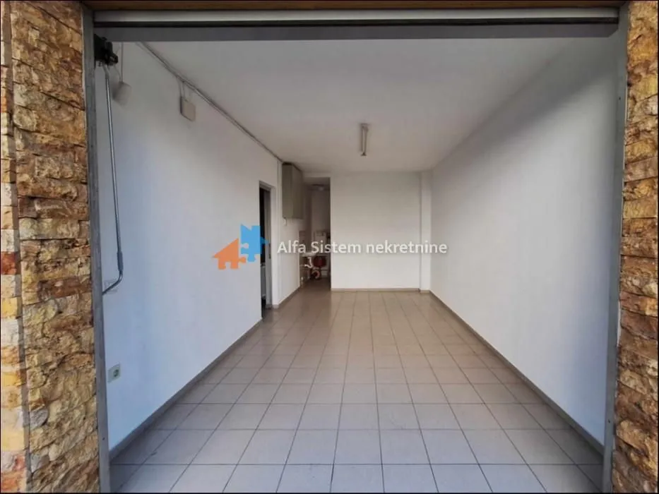 Rent, house, 220m², Senjak, Beograd