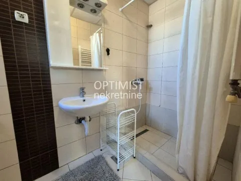 Izdavanje, dvosoban stan, 50m², Đeram Pijaca, Beograd - image 7