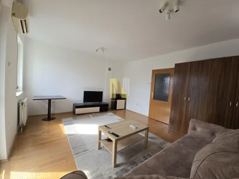 Izdavanje, jednosoban stan, 31m², Socijalno, Novi Sad Sve Podlokacije - image 2