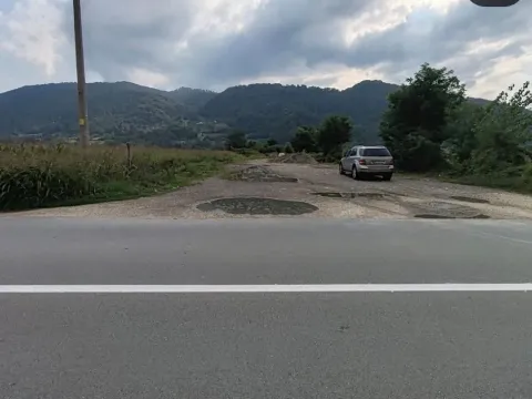 Zemljište in Gornja Trešnjica