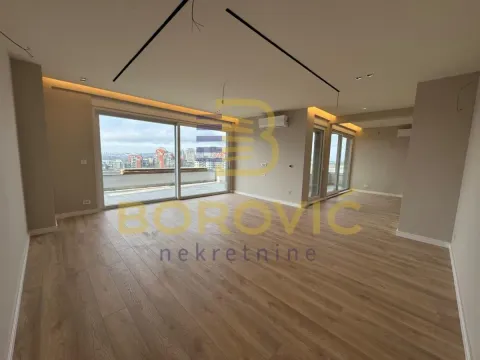 Sale, four bedroom apartment, 158m², Voždovac Sve Podlokacije, Beograd