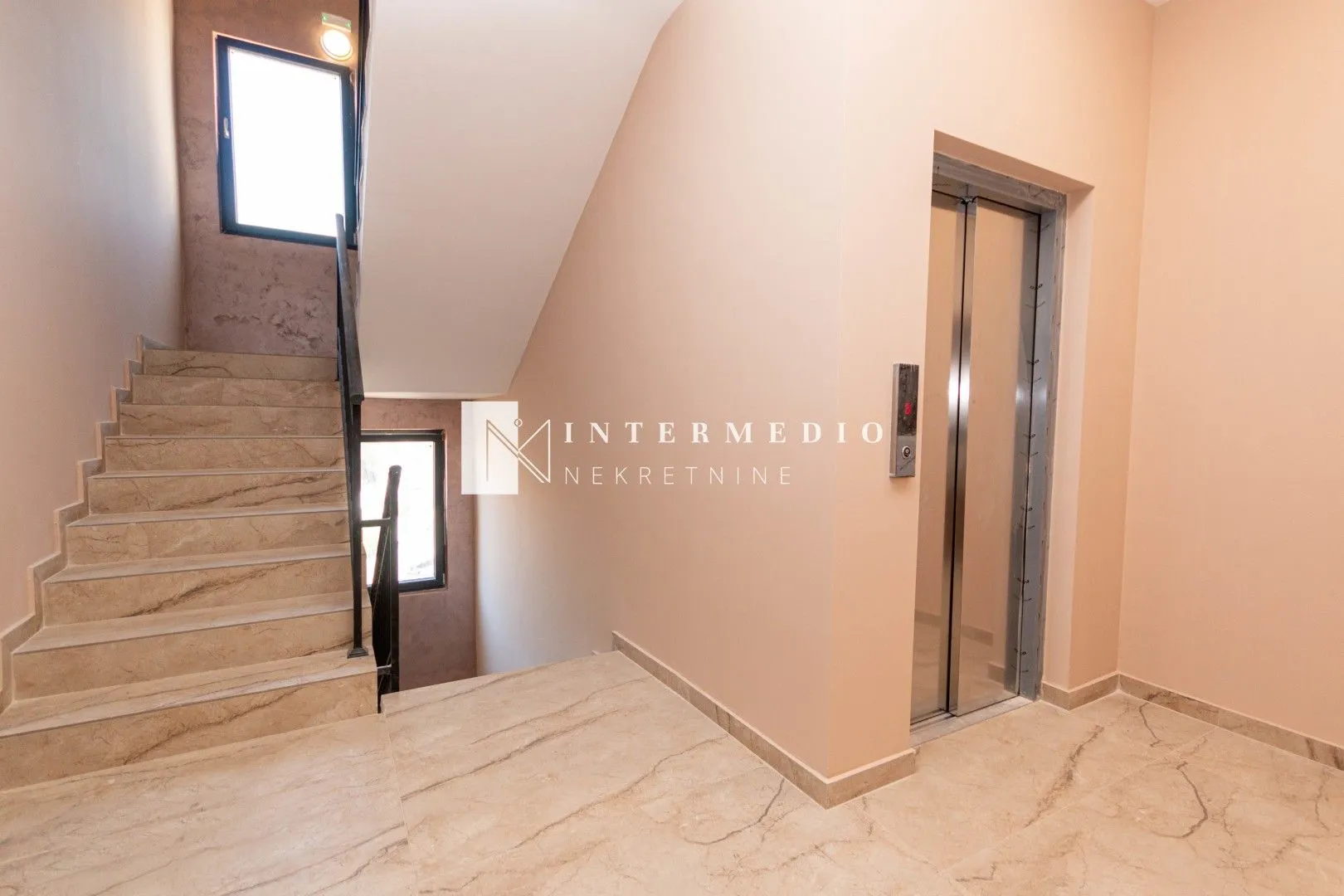 Prodaja, jednosoban stan, 44m², Kumbor, Herceg Novi